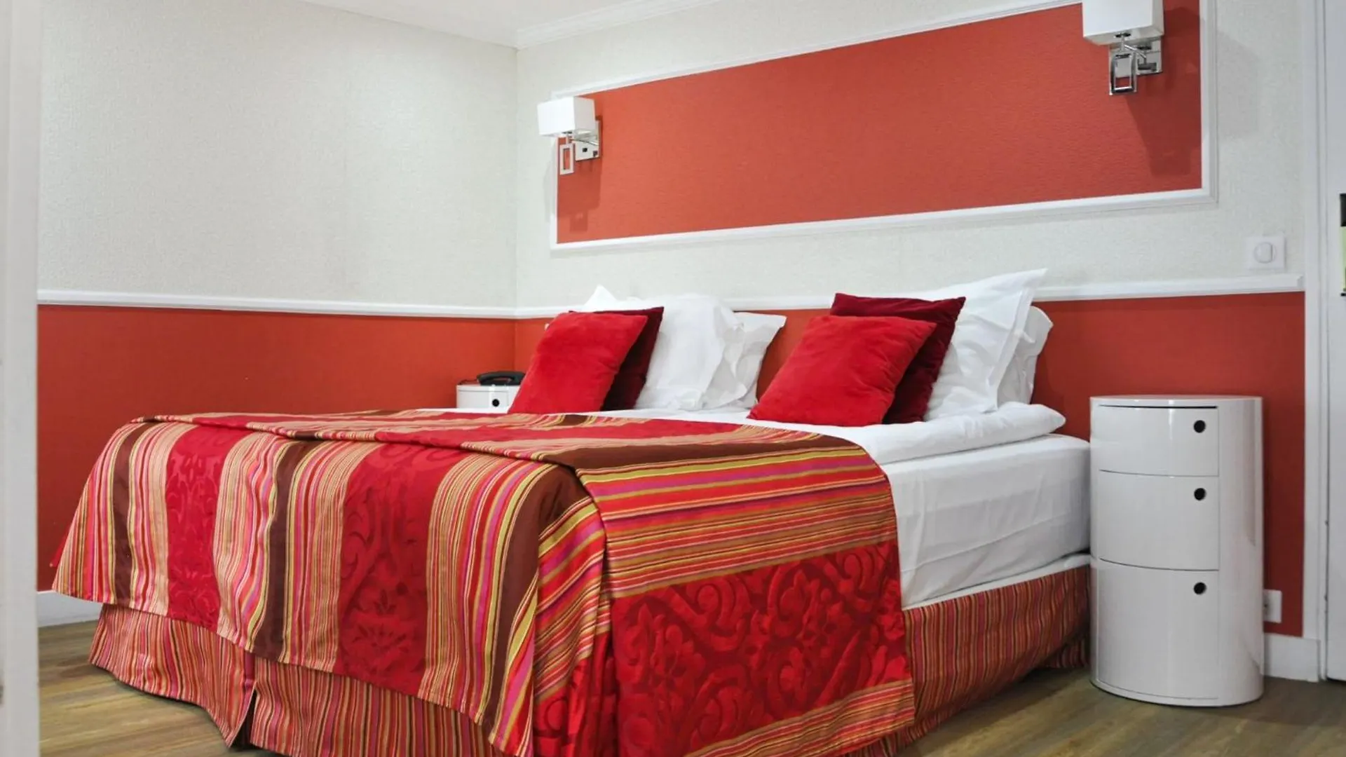 Des Arts - Cite Bergere Hotel